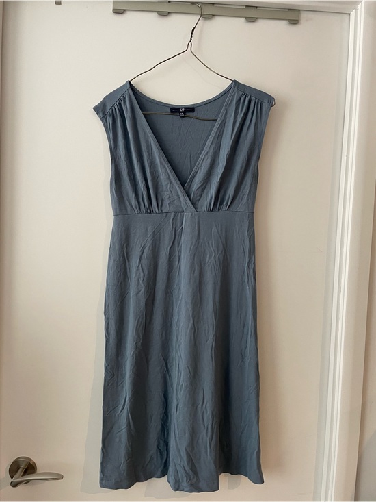 GAP Dresses & Skirts - GAP Slate Blue V-Neck Midi Dress